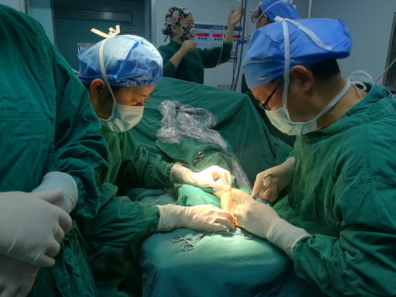 1547804602788024972.png 16.我院成功开展微创关节镜治疗腕管综合征手术1.png